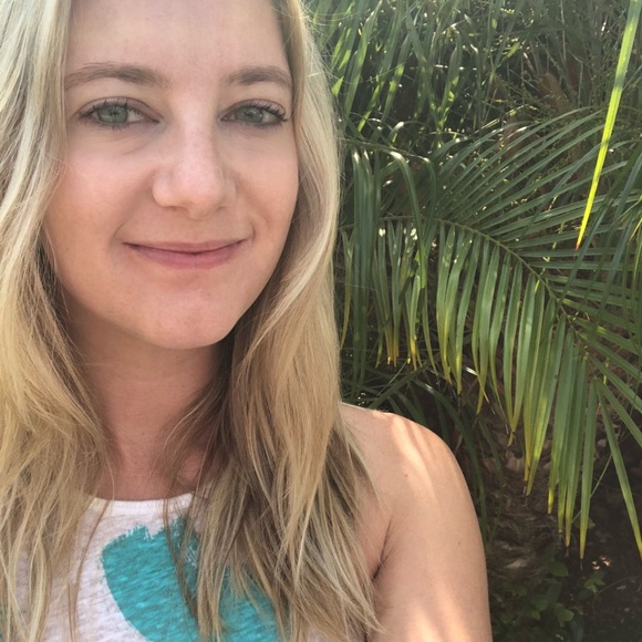 Meet your Posher, Allie - Picture 1 of 1